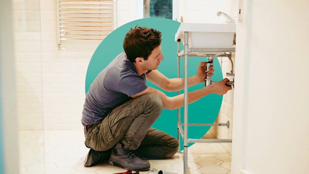 Does homeowners insurance cover plumbing?